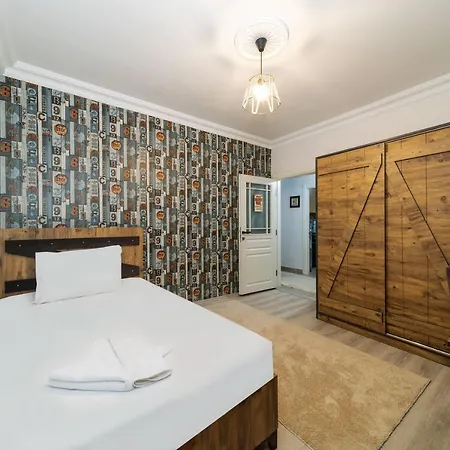Spacious Apartment Near Shopping Malls In Kepez, Antalya *