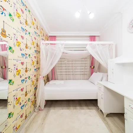 Spacious Apartment Near Shopping Malls In Kepez, Antalya Daire *