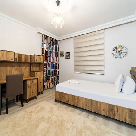 Spacious Apartment Near Shopping Malls In Kepez, Antalya